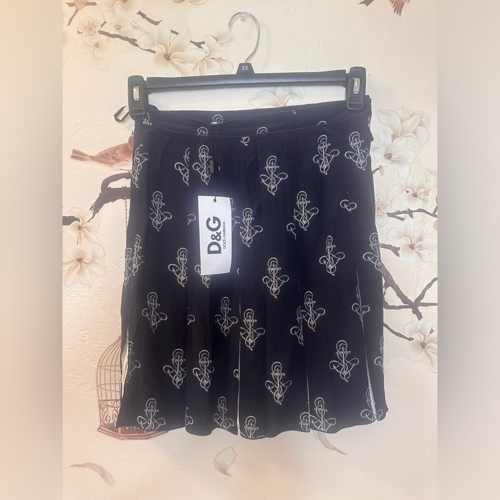 NWT Dolce and Gabbana Pleated Skirt